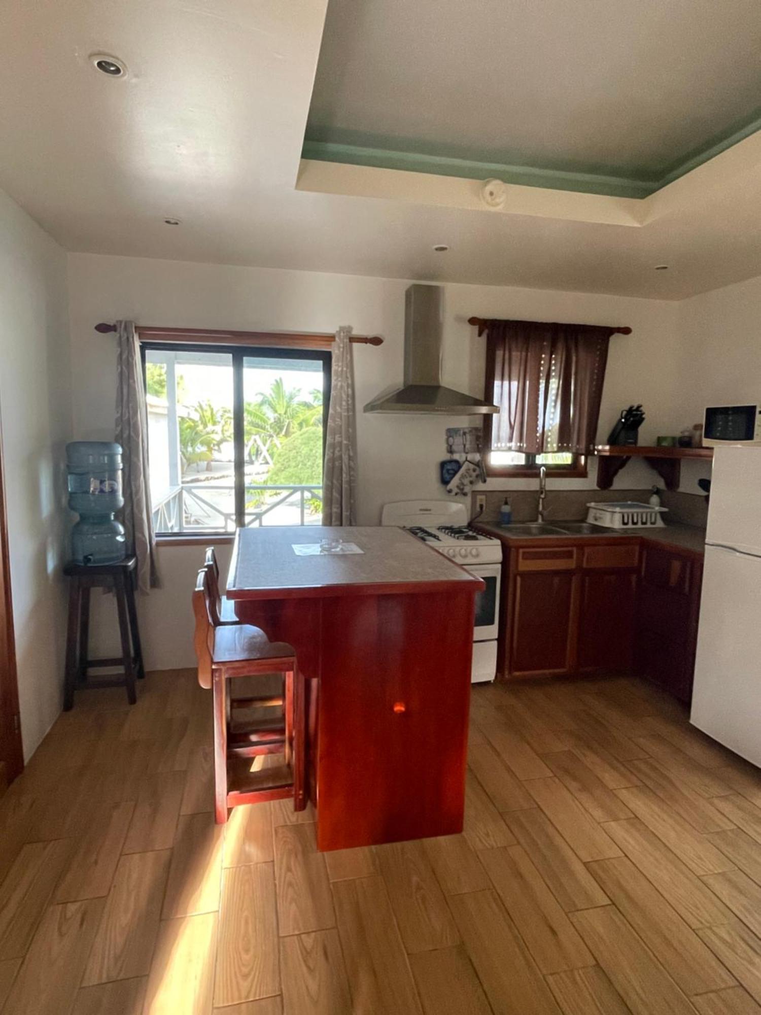 Hidden Treasure Vacation Home Blue Bay Cottage Caye Caulker Extérieur photo